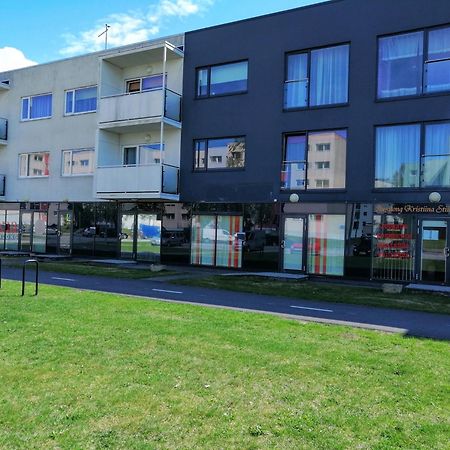 Papiniidu Studio Apartments Parnawa Zewnętrze zdjęcie