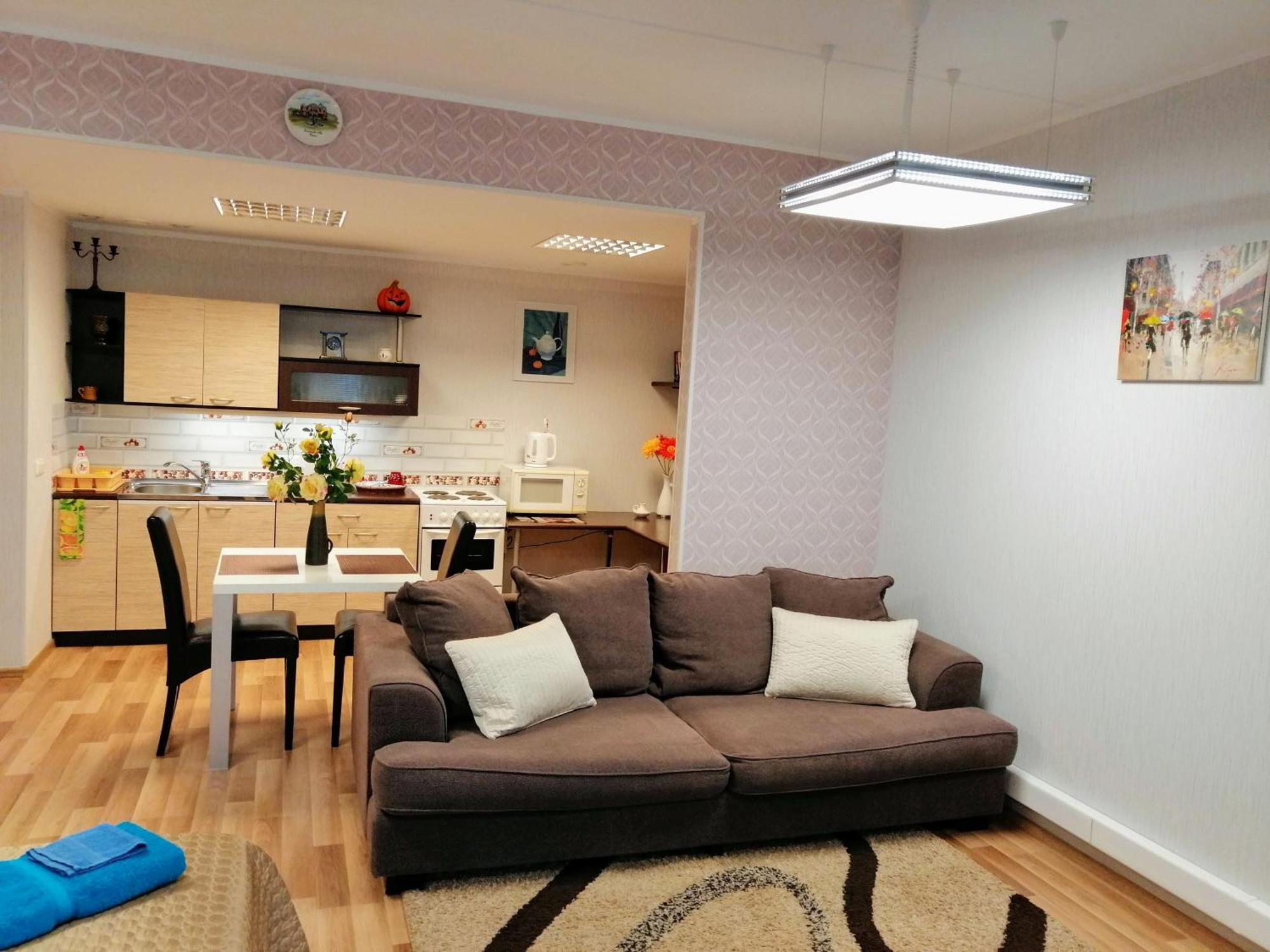 Papiniidu Studio Apartments Parnawa Zewnętrze zdjęcie